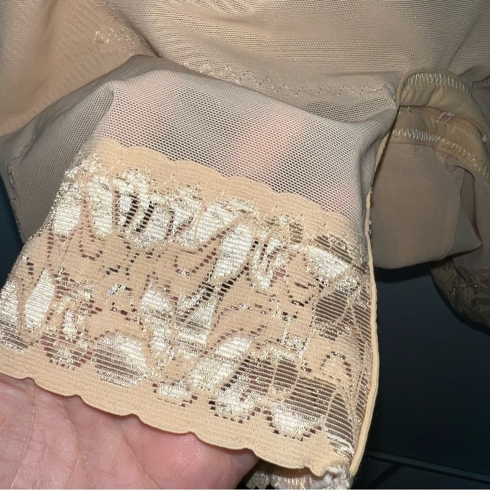 Ardyss Full Body Shapewear Girdle Beige Compression Bodysuit Size 32 - Picture 5 of 12